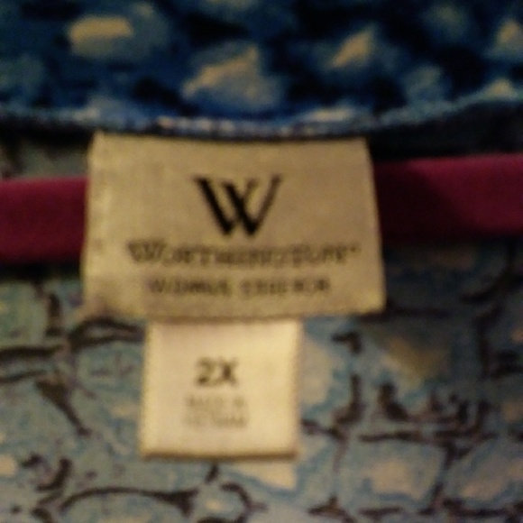 Shirt - Picture 3 of 3